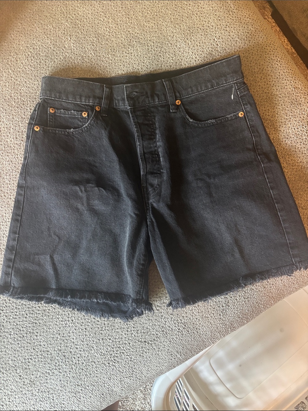 GAP Black Denim Jean Shorts Fringed Bottom 30 / 10R High Rise 6 Inch Inseam